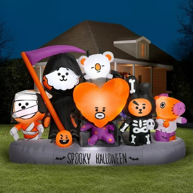 102 Inch Line Friends BT21 Scene for Halloween by Airblown