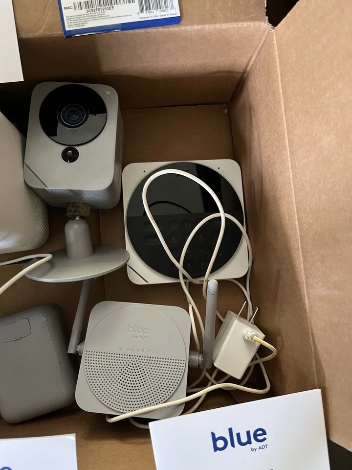 7 Piece Blue By ADT Smart Home Security System With Outdoor Cameras OPEN BOX - Image 4 of 4