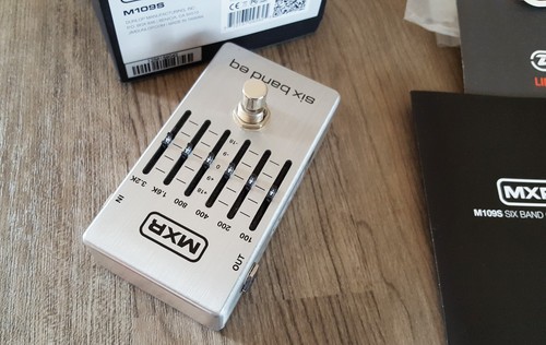 MXR Dunlop M109S 6 Band Graphic EQ Equalizer Guitar FX Pedal - FREE POST - Picture 5 of 15