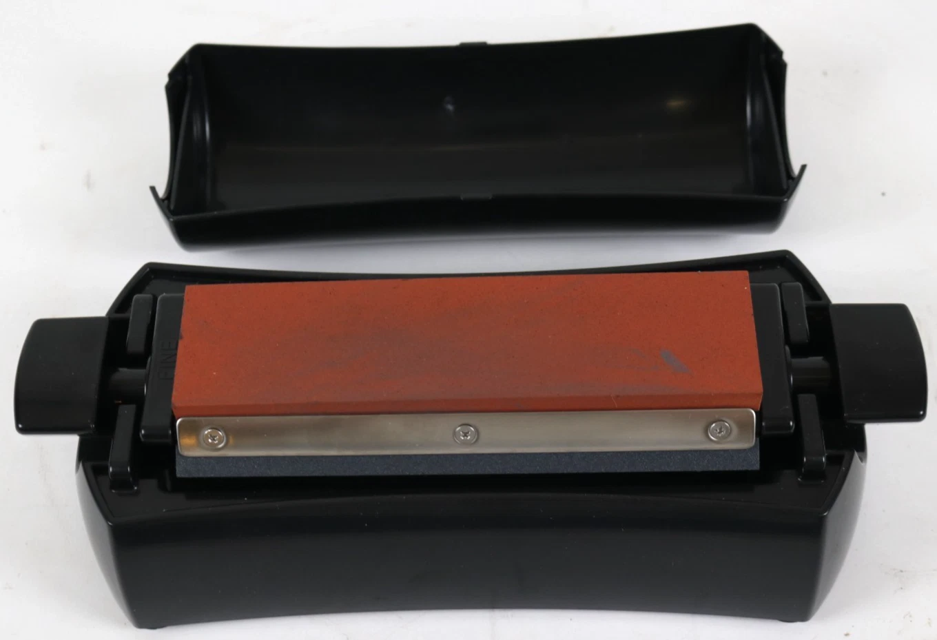 Norton Im200 Knife Sharpening System With 3 Oil Stones