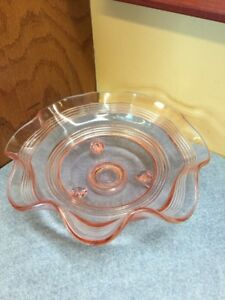 depression footed hocking scalloped banded bowl edge ring glass pink