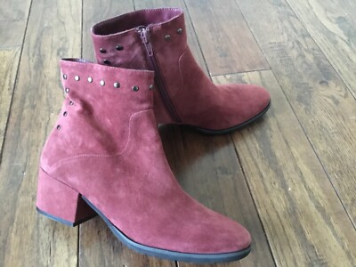 New Vaneli Faiza Suede Block Heel Booties With Stud Detail Maroon Size 8N
