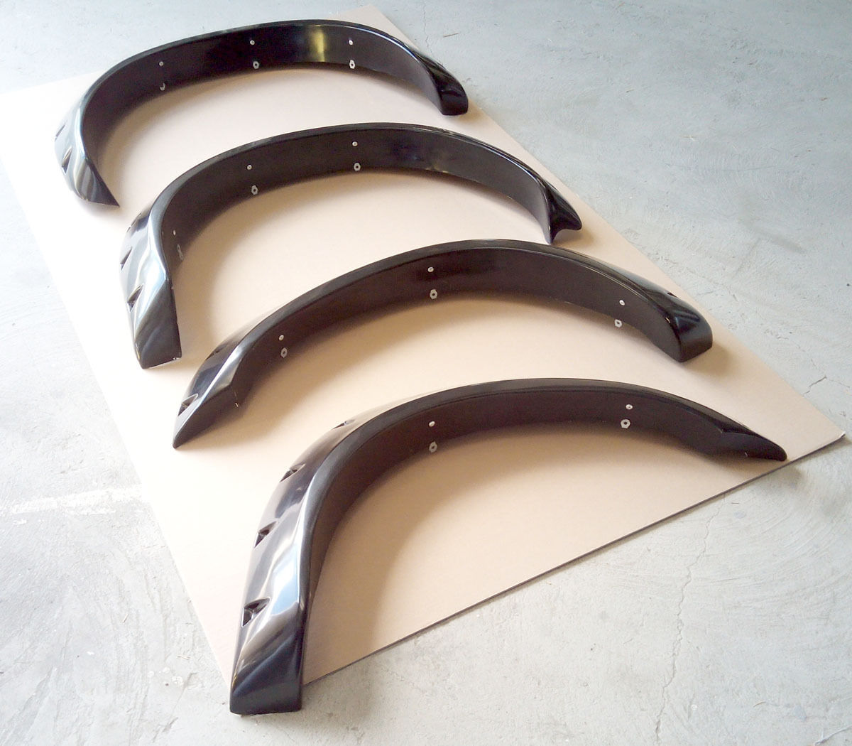 Fender flares wheel arches for ISUZU TROOPER/BIGHORN/HOLDEN JACKAROO 2