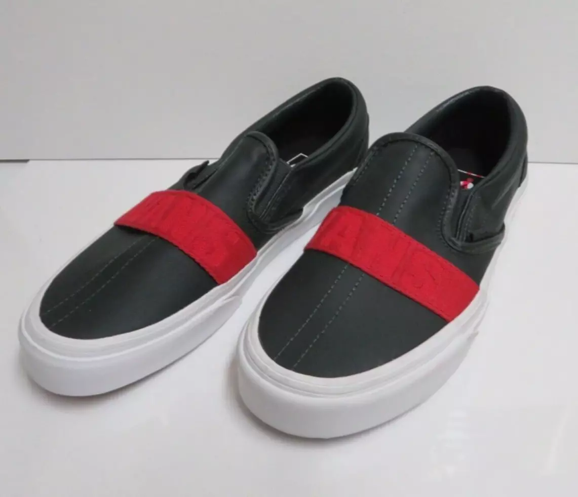 Vans strap top slip on