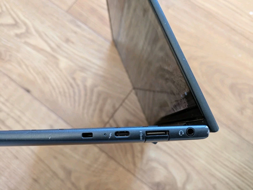 HP Elite Dragonfly G3 i7 1265U 32GB 512GB 13.5" Touchscreen Warranty 08/26 785 - Image 4 of 4