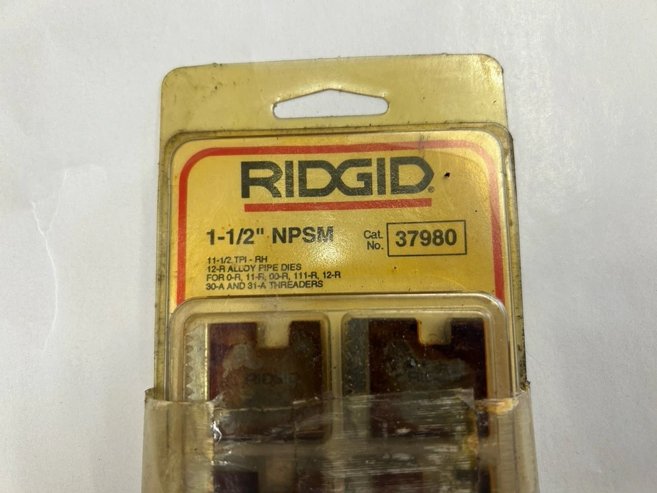 Ridgid 37980, 1-1/2” NPSM, 12-R Alloy Pipe Dies. New Old Stock - Image 2 of 4