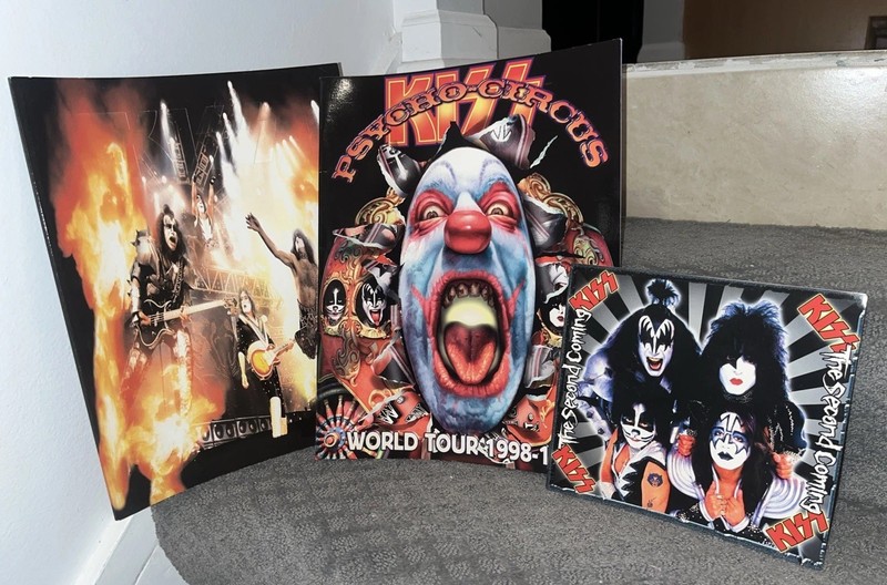 Near MINT LOT••KISS•• WORLD Tour 1998-99/Farewell Tour 1973-2000/Second Coming.