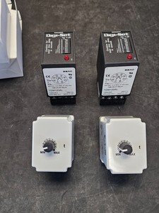 4 PC SSAC + EATON TIME DELAY RELAYS