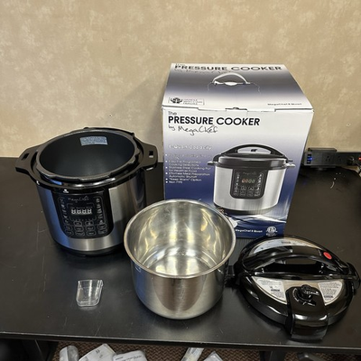 #ad Megachef 8 Quart Digital Pressure Cooker with 13 Pre set Multi Function Features $49.98