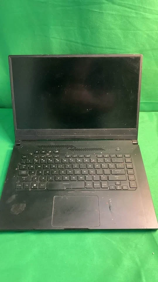 ASUS ROG Zephyrus GA502 - Ryzen, 16GB, 500GB - FOR PARTS NOT WORKING - Image 2 of 4