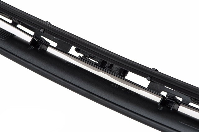 1998-2005 VW Volkswagen Beetle Front Left Driver Side Wiper Blade