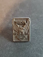 HARLEY DAVIDSON NATIONAL HOG RALLY MDA 1986 VEST JACKET HAT PIN PINS AD