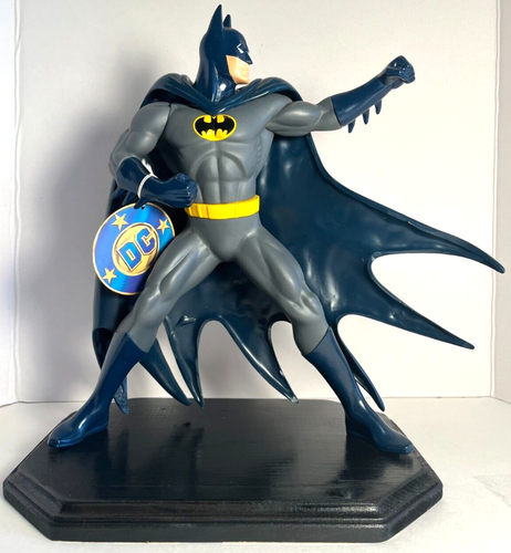 1995 DC Super Heroes Batman 12" Vinyl Figure WB Studio Store Exclusive Brand NEW - Picture 2 of 15