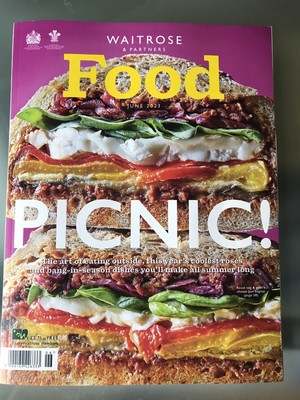 Waitrose FOOD illustriertes Magazin ~ Juni 2023 ~ PICKNICKZEIT + Beste Bücher 2023 +