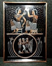 Vassoio vintage egiziano in rame con dettagli incisi a mano, Egitto 1960-1980