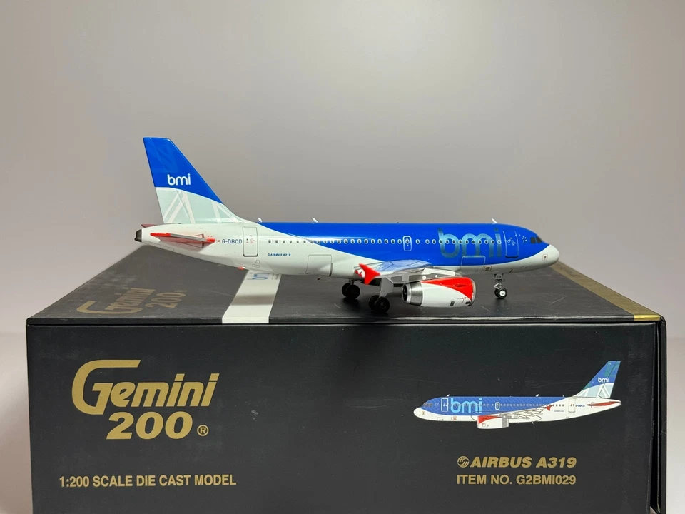Gemini Jets 1:200 BMI British Midland Airbus A319 G-DBCD 2000s blue G2BMI029 - Image 2 of 2