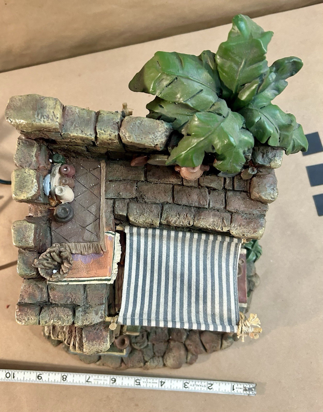 Vintage Fontanini Nativity Village Pottery Shop-Lighted- 5” Scale #50256-1997