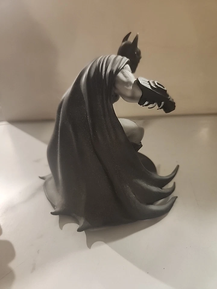 Figura Batman Arkham City Rocksteady Edición Coleccionista Foto 4 de 4