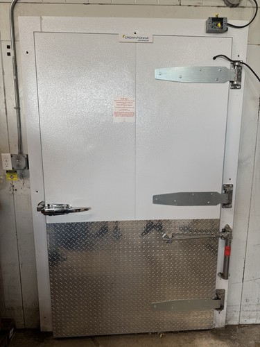 CrownTonka Everidge 47x84 Walk-In Freezer Door Kason Commercial Used