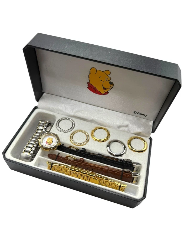 Reloj Disney Store Winnie the Pooh Bandas y Biseles Intercambiables Reloj En Caja Foto 2 de 4