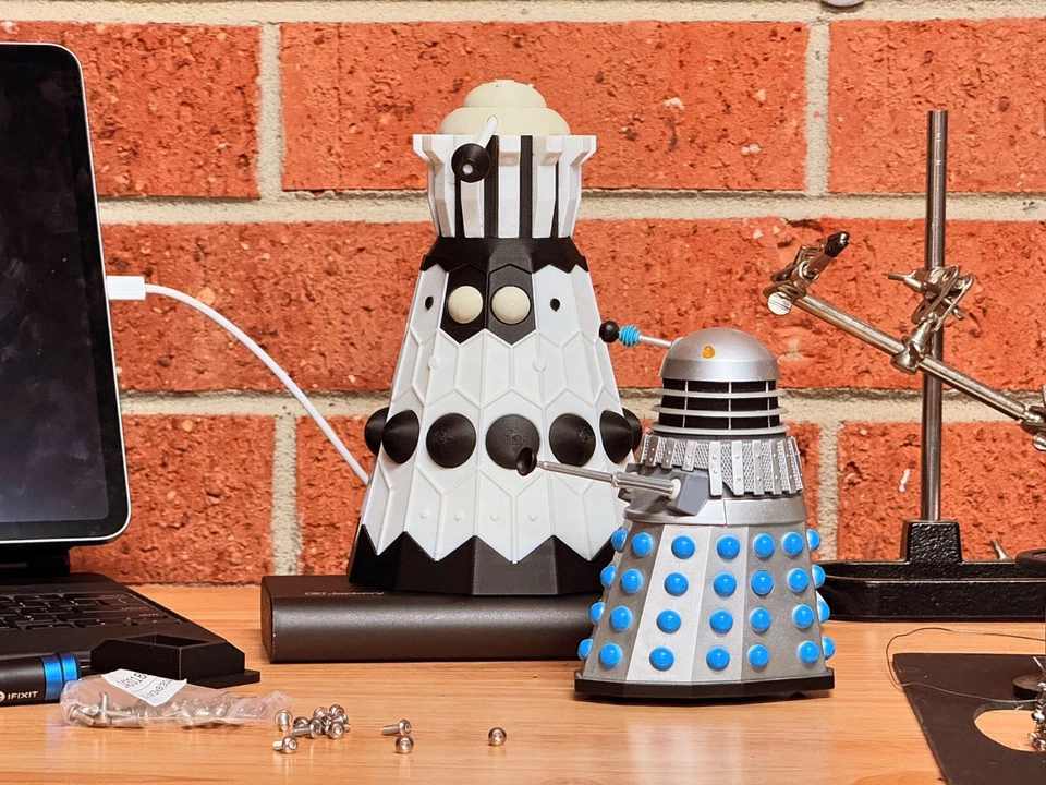 Doctor Who Large Evil Emperor Of The Daleks Dalek, 3D Printed Fan Art - Image 2 of 2