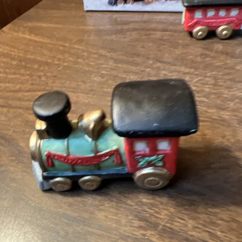 Victorian Village Collectibles - 1995 Edition - The Old Towne Train - Picture 2 of 16