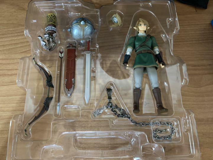  Good Smile The Legend of Zelda Twilight Princess Link Figma  Action Figure : Toys & Games