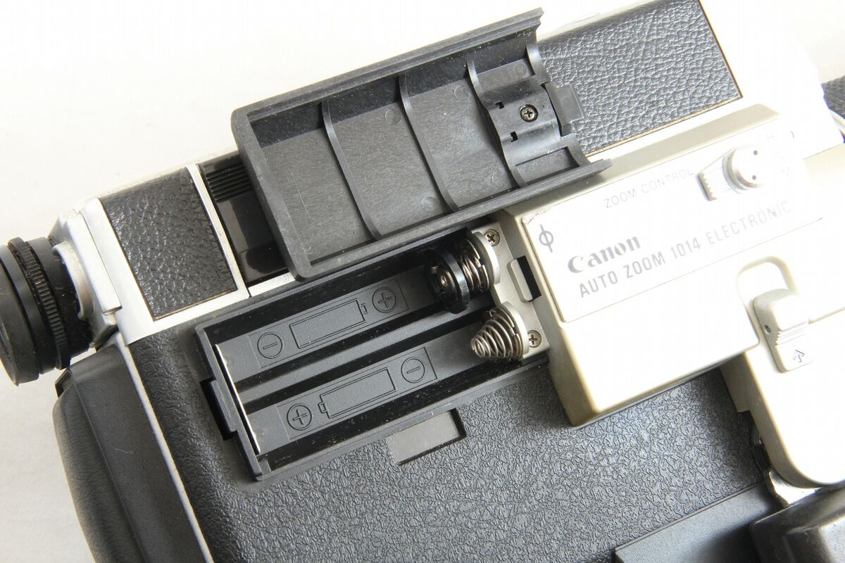 Exc Canon Auto Zoom 1014 ELECTRONIC Super 8 Camera w Exc Canon Auto Zoom 1014 ELECTRONIC Super 8 Camera w