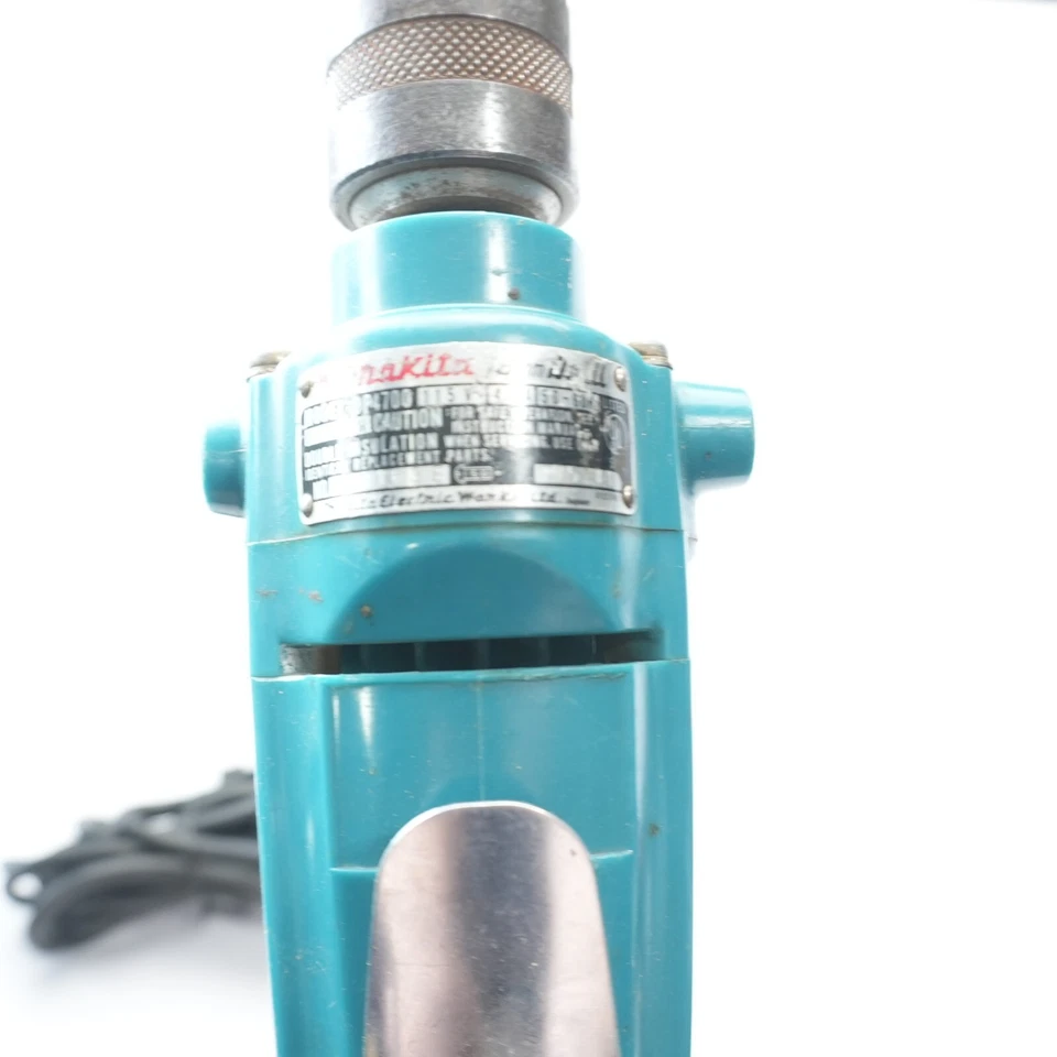 Taladro eléctrico Makita DP4700 13 MM 115 V 4,8 amperios con llave de mandril Foto 3 de 4