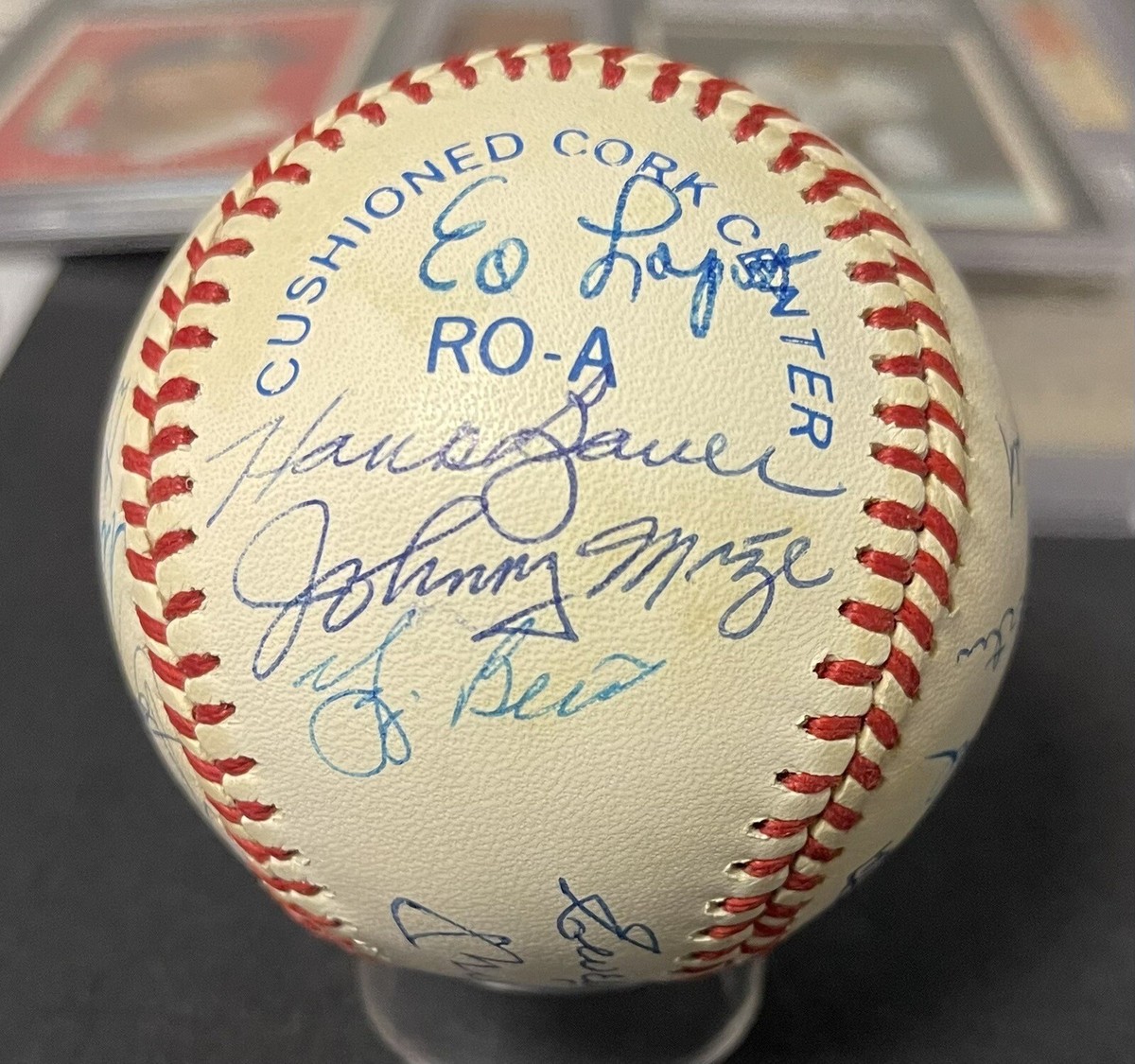 New York Yankees 1953 Team Signed Baseball MICKEY MANTLE, Berra