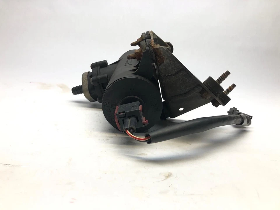 1995 - 1998 Saab 900 Turbo *Conversível* Bomba de vácuo de suspensão a ar Pierburg OEM - Imagem 4 de 4