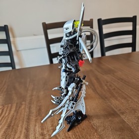 LEGO BIONICLE: Hydraxon (8923) 100% Complete Mahri Nui Warrior Kanohi Mask 2007