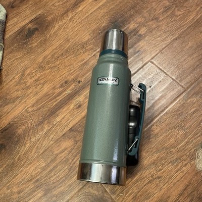 Stanley 1.1 Quart Classic Thermos Vacuum Bottle Stainless Steel Hammertone Green