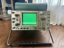 Tektronix Tek 465 Analog Oscilloscope 2 Ch 100 MHz  Tested To Power On Only