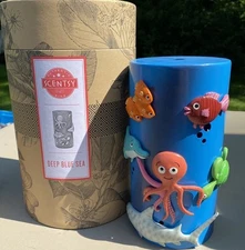 Discontinued Scentsy DEEP BLUE SEA Diffuser Shade Retired New Complete