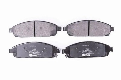 Bremsbeläge 8DB 355 012-101 HELLA PAGID für JEEP GRAND CHEROKEE III COMMANDER