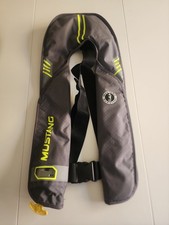 Mustang Survival MD2016 Convertible Inflatable PFD Life Jacket Adult Universal