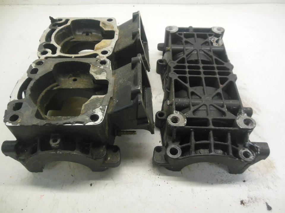 BB19 Polaris SL 700 1997 Crankcase Cases 2200676 - Image 2 of 4