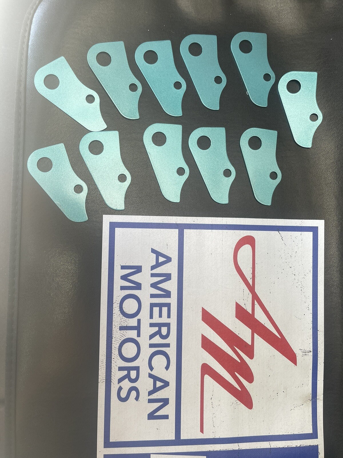 196874 AMC/AMX/JAVELIN V8 OIL DIPSTICK TUBE BRACKET/AMERICAN MOTORS