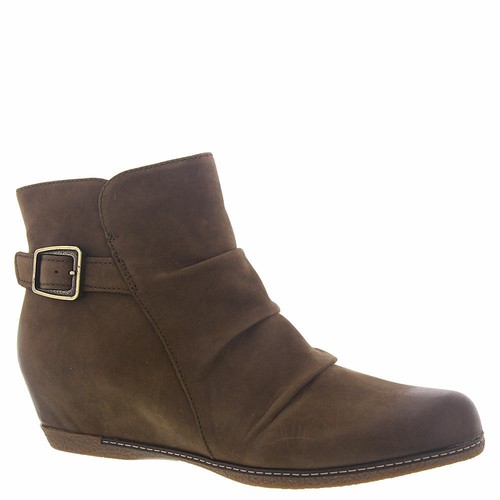 DANSKO WOMEN'S LIA COMFY ANKLE BOOTIE 