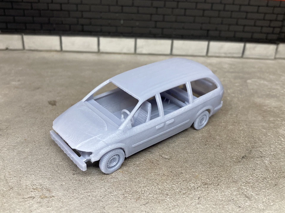 1/64 Scale 3D Printed Dodge Caravan Demolition Derby Minivan For Diecast Diorama - Image 2 of 4