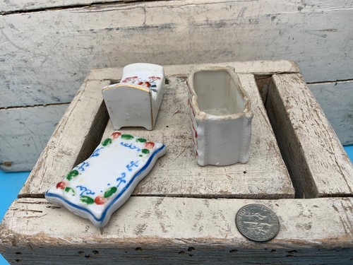 Vintage Porcelain Mini Doll Furniture, Dresser & Bed, Japan - Picture 3 of 9