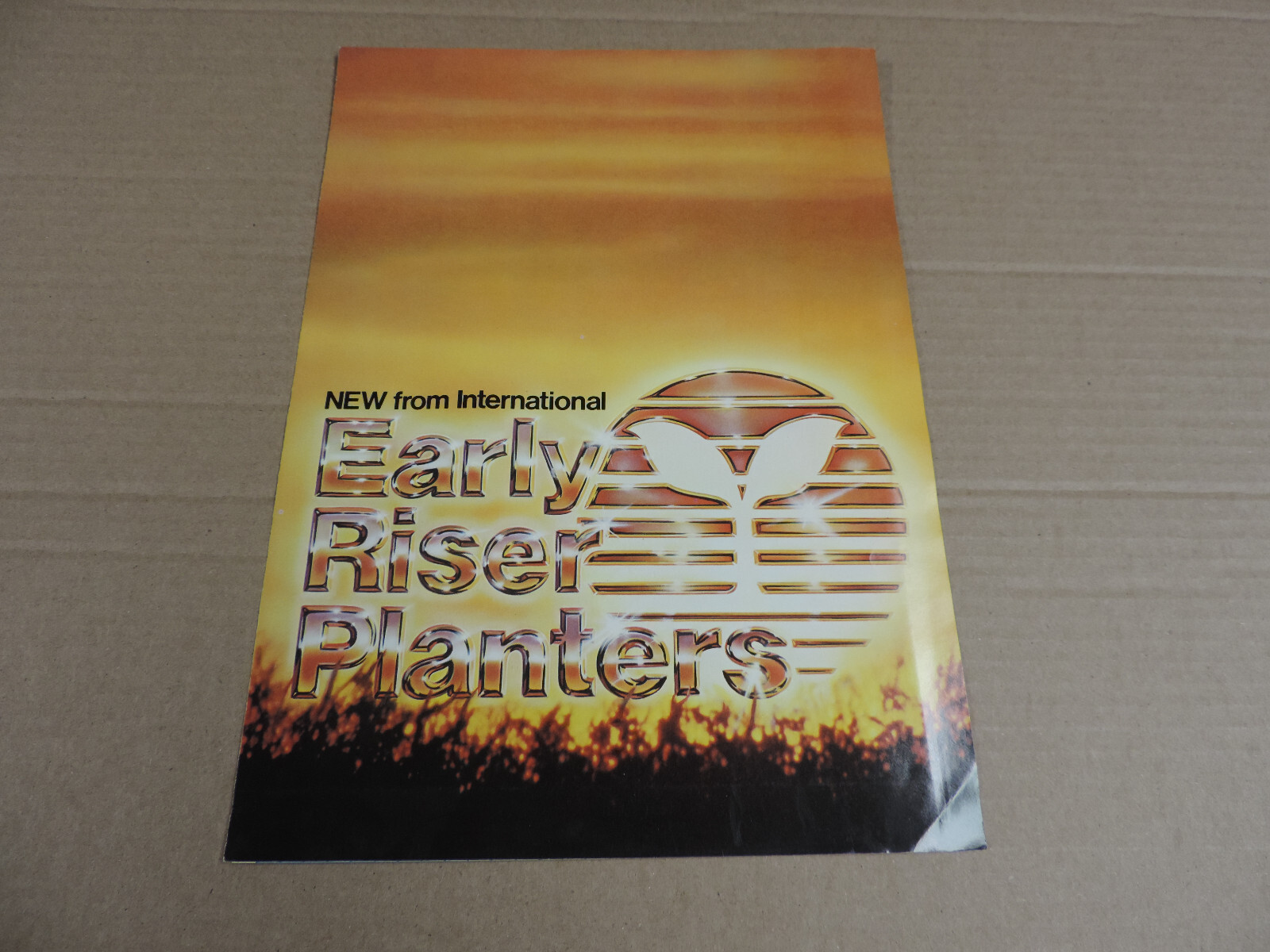 Early Rise Transfers 1980 IH International 800 series PLANTER Early Rise sales brochure 6pg ...