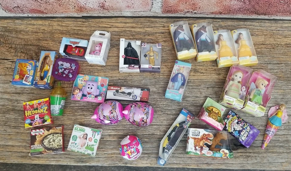 Zuru Mini Marcas Disney, Star Wars, Build A Bear, Mini Juguete Lote Mixto de 28 Foto 2 de 4