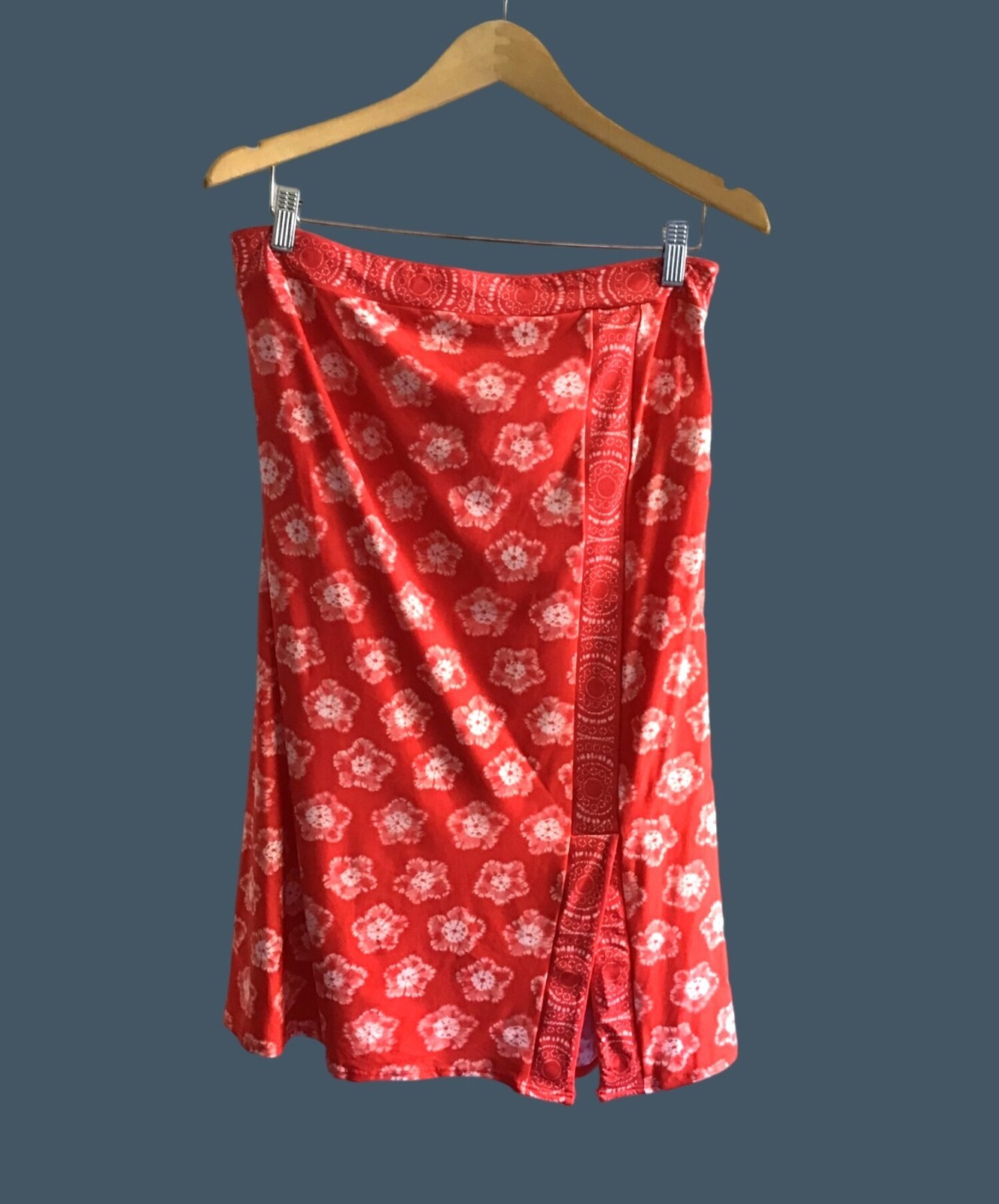 MICHAEL KORS-WOMENS CORAL LIGHT WEIGHT ELASTIC WAIST FRONT SPLIT SKIRT SIZE M