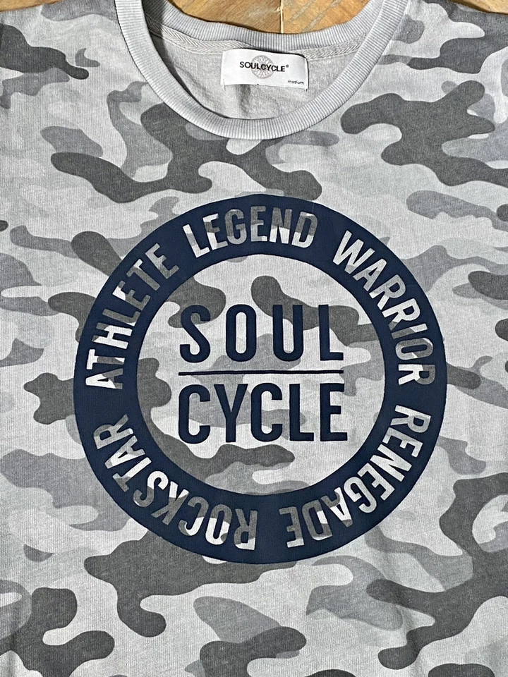 SOULCYCLE Light Gray Camo with Circle Mantra Crew Neck Sweatshirt Sz M Med - Image 2 of 4
