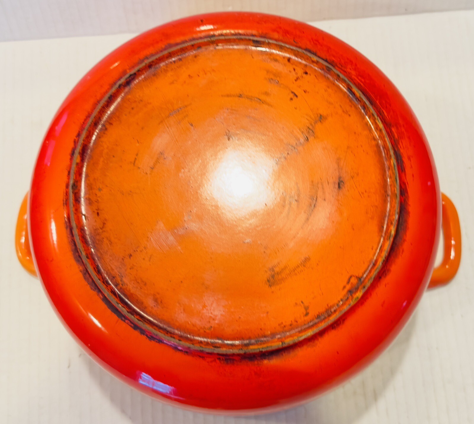 DESCOWARE Belgium Orange Flame Enamel Cast Iron Pot/Pan Dutch Oven w