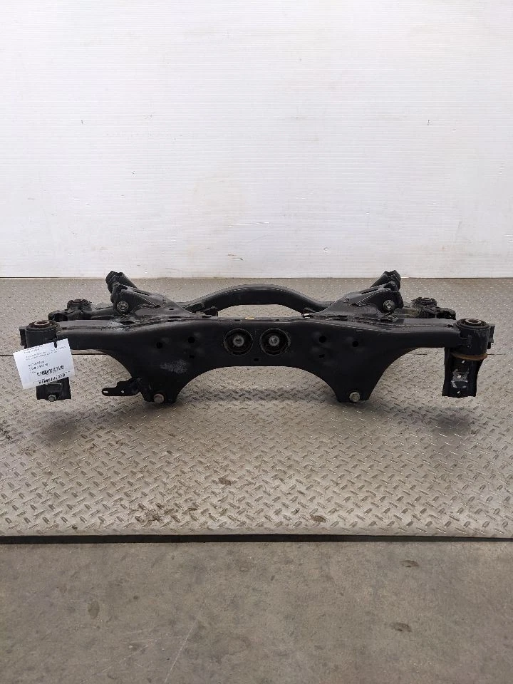 Subaru Forester & XV Crosstrek 2014-2017 travesaño trasero subchasis cuna 117 Foto 4 de 4