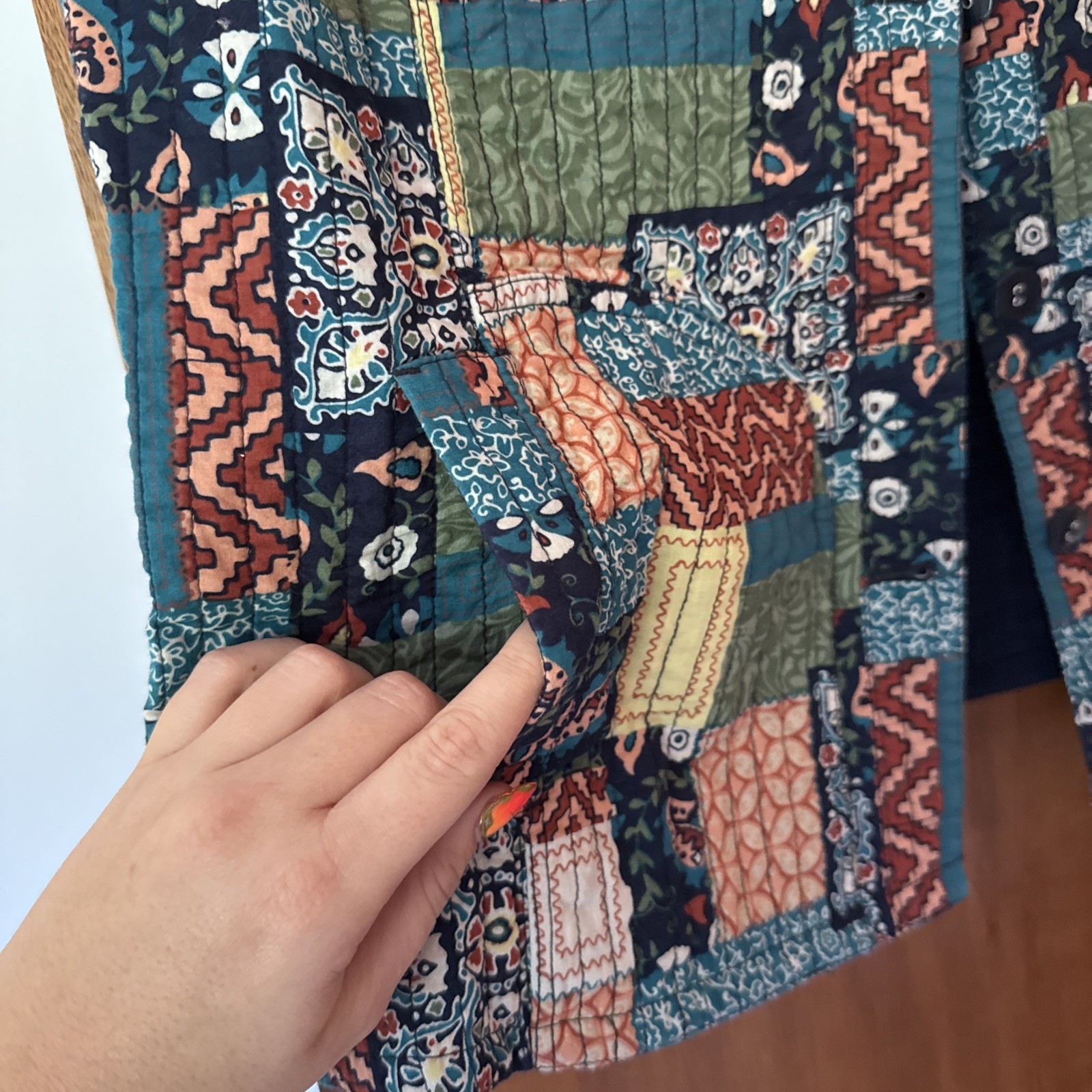 VTG Patchwork Reversible Quilted Vest Women's Lar… - image 2