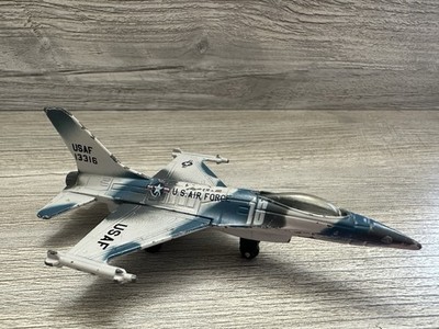 1978 Matchbox Vintage Diecast Plane USAF 13316 F-16A US Air Force